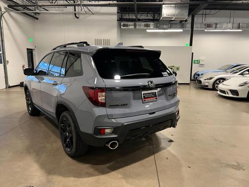 2025 Honda Passport AWD Black