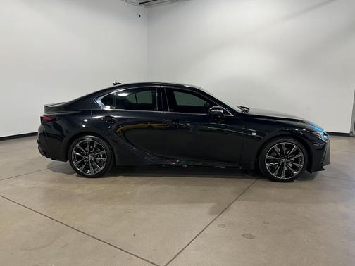 2022 Lexus IS 350 Base