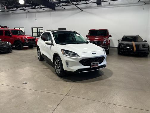 2021 Ford Escape SEL