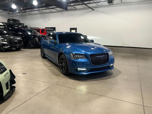 2022 Chrysler 300 Touring