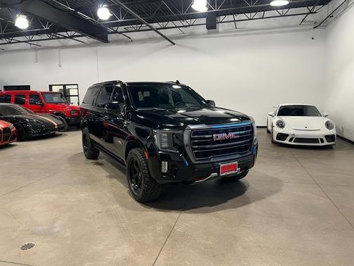 2022 GMC Yukon SLT