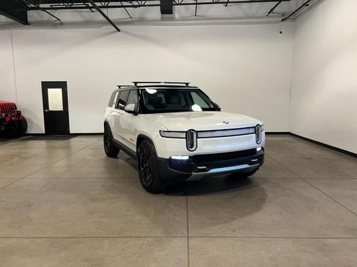 2024 Rivian R1S Adventure Quad Motor Large Pack
