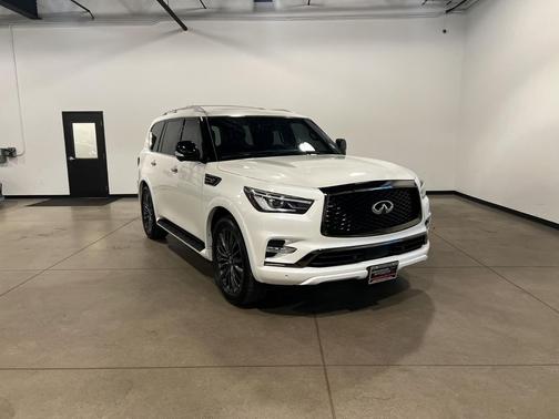 2024 INFINITI QX80 SENSORY AWD