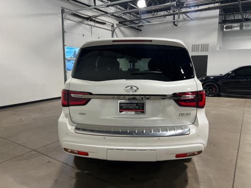 2024 INFINITI QX80 SENSORY AWD