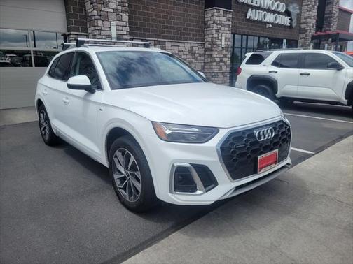 2022 Audi Q5 45 S line Premium Plus