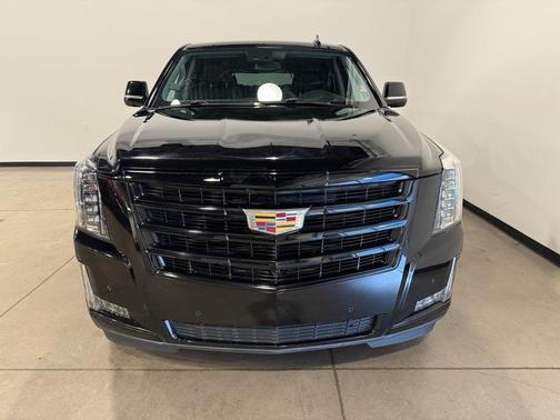 2020 Cadillac Escalade ESV Luxury