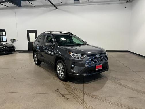 2020 Toyota RAV4 Limited