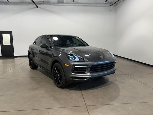 2022 Porsche Cayenne Cayenne