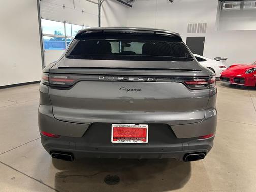 2022 Porsche Cayenne Cayenne