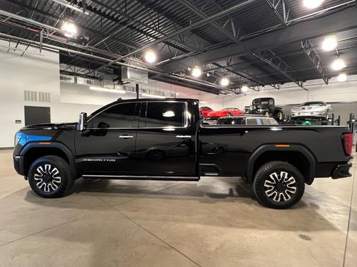 2025 GMC Sierra 2500 Denali Ultimate