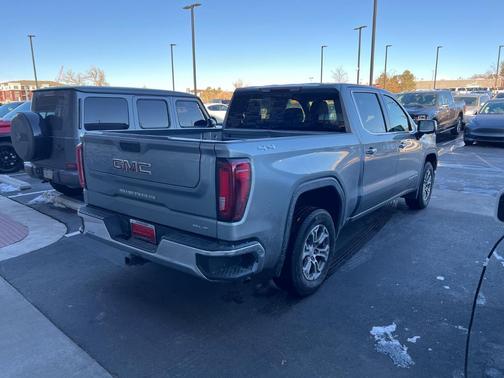 2025 GMC Sierra 1500 SLT