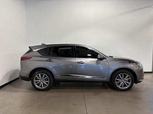 Liquid Carbon Metallic 2024 Acura RDX Technology Package