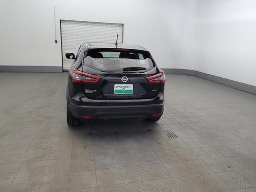 Magnetic Black Pearl 2022 Nissan Rogue Sport S