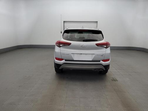 Molten Silver 2017 Hyundai TUCSON Limited