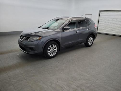Gun Metallic 2016 Nissan Rogue SV