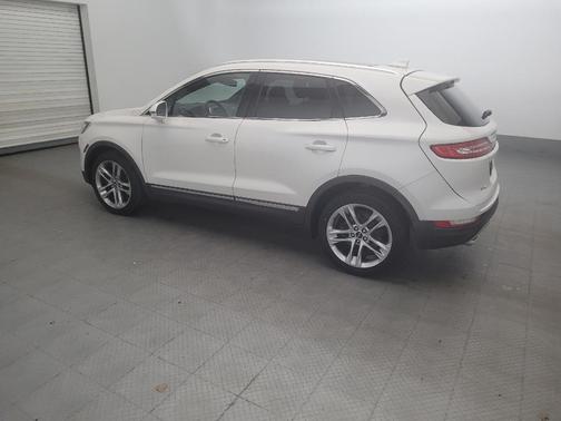 2015 Lincoln MKC Base