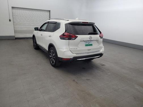 Pearl White Tricoat 2019 Nissan Rogue SL