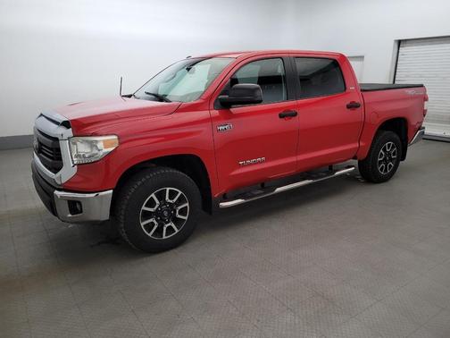 Red 2014 Toyota Tundra SR5