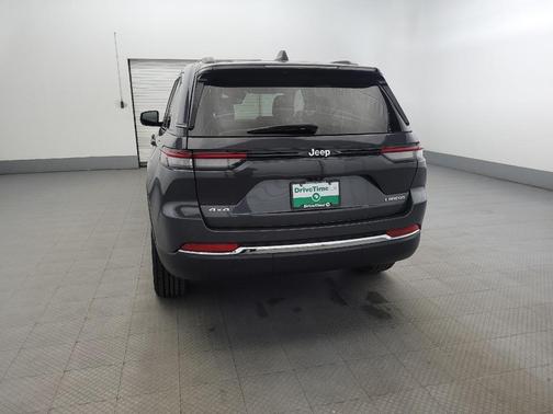 2022 Jeep Grand Cherokee Laredo