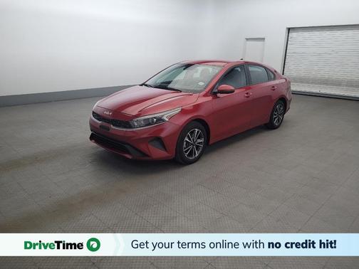 Currant Red 2023 Kia Forte LXS