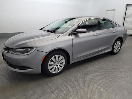 2017 Chrysler 200 LX