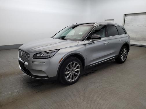 Silver Radiance Metallic Clearcoat 2022 Lincoln Corsair Standard