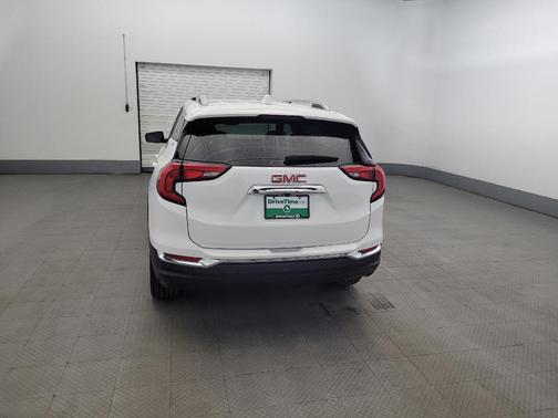 Summit White 2021 GMC Terrain SLT