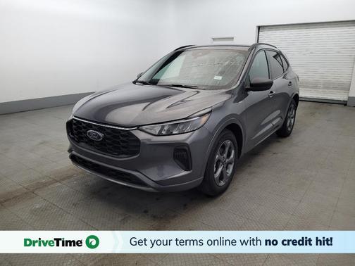 Carbonized Gray Metallic 2024 Ford Escape ST-Line