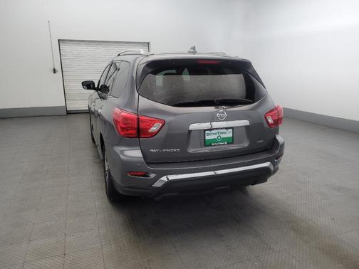 2019 Nissan Pathfinder S