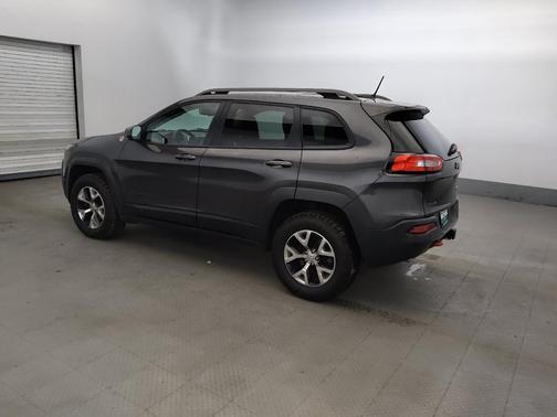 Brilliant Black Crystal Pearlcoat 2014 Jeep Cherokee Trailhawk