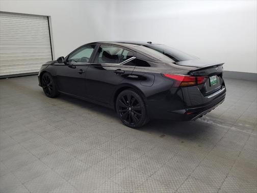 2022 Nissan Altima SR FWD