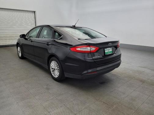 2014 Ford Fusion S