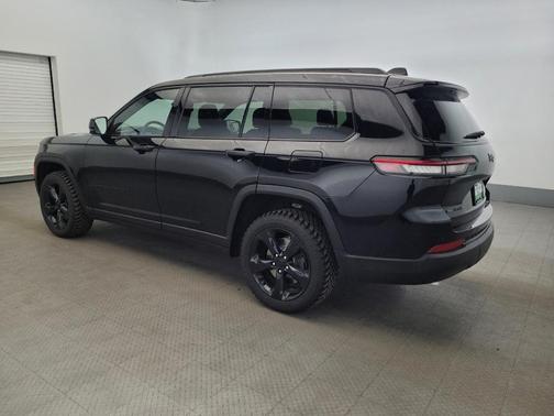Diamond Black Crystal Pearlcoat 2023 Jeep Grand Cherokee L Altitude