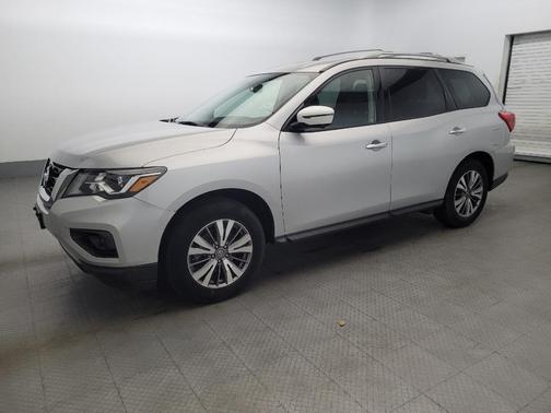 2019 Nissan Pathfinder SL