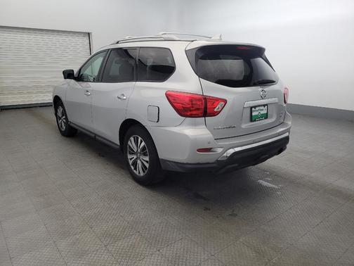 2019 Nissan Pathfinder SL