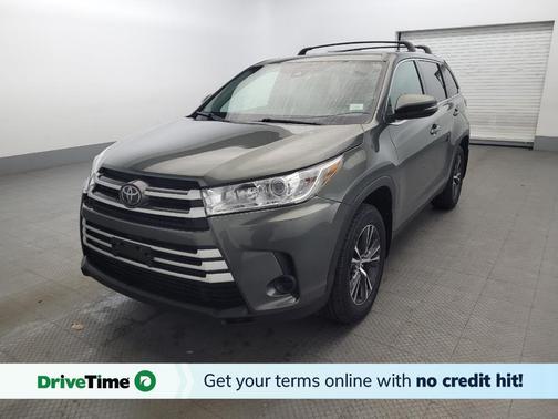 2019 Toyota Highlander LE