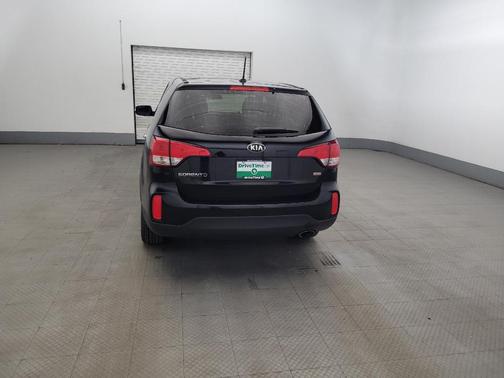 Ebony Black 2015 Kia Sorento LX