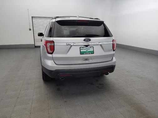 2016 Ford Explorer Base
