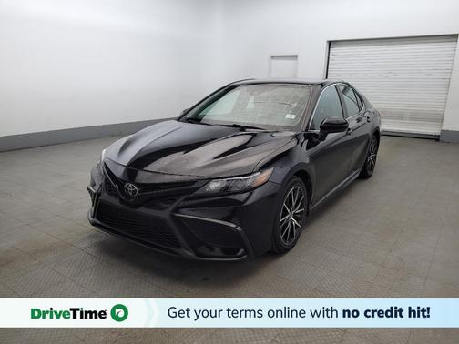 Midnight Black Metallic 2021 Toyota Camry SE