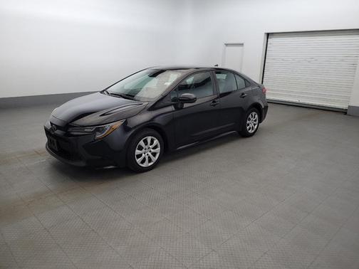 Black Sand Pearl 2022 Toyota Corolla LE