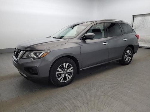 2019 Nissan Pathfinder S