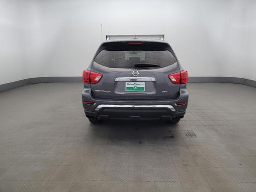 Gun Metallic 2019 Nissan Pathfinder S