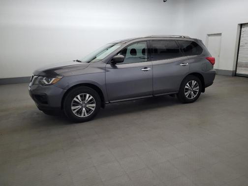 Gun Metallic 2019 Nissan Pathfinder S