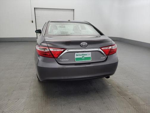 2016 Toyota Camry XLE