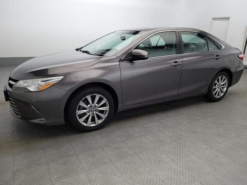 2016 Toyota Camry XLE
