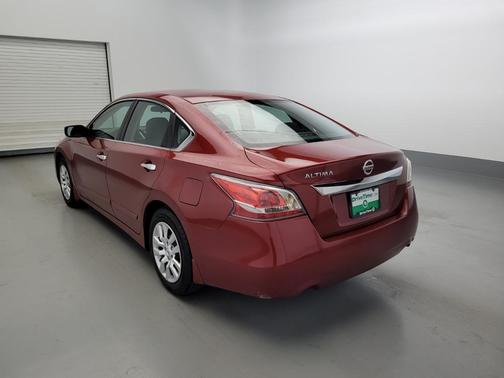 Photo 5 of 32 of 2015 Nissan Altima 2.5 S