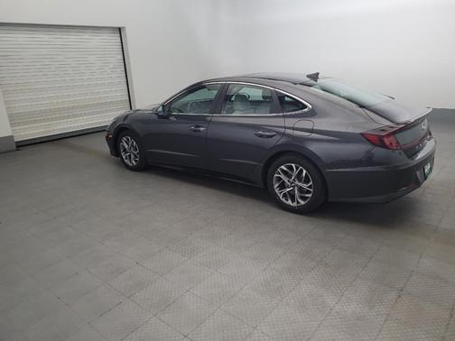 2022 Hyundai SONATA SEL