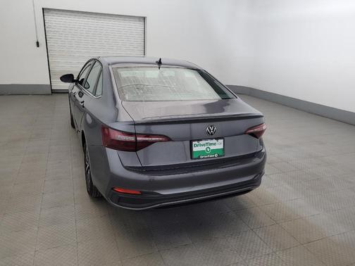 Platinum Gray Metallic 2024 Volkswagen Jetta 1.5T S