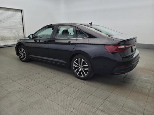 Deep Black Pearl 2025 Volkswagen Jetta 1.5T SE