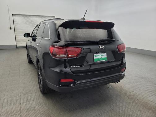 2019 Kia Sorento S